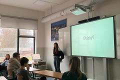 f92d8cb3-d6ef-4a55-be12-e5e82cead270