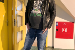 9D0503A6-B3F4-4F37-B34A-B0E3BC2EDFCB