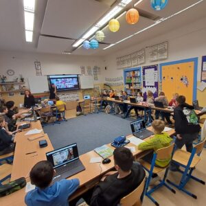 3AF58C58 A87C 4421 8AE1 BEAF7F34E58D